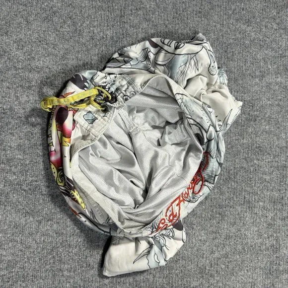 Vtg Ed Hardy Shorts Mens 34 White Swim Board Trunks Skull Dragon Tattoo Y2K - Picture 9 of 11